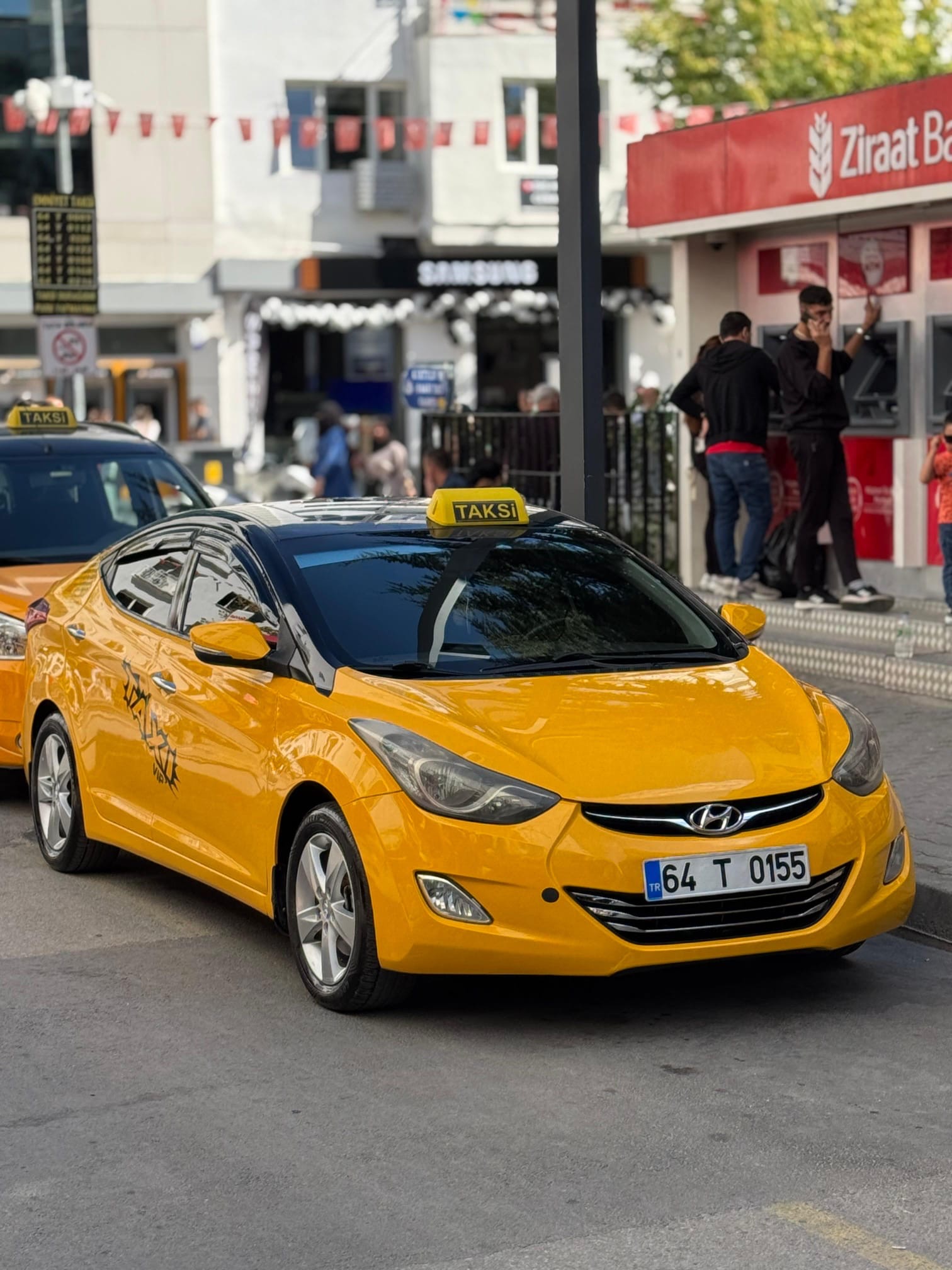 Uşak VIP Taksi 64 T 0155